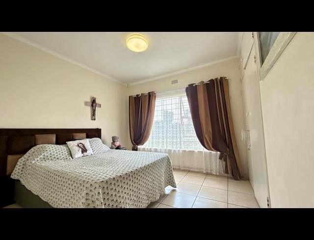 4 BEDROOM HOUSE FOR SALE IN RISANA